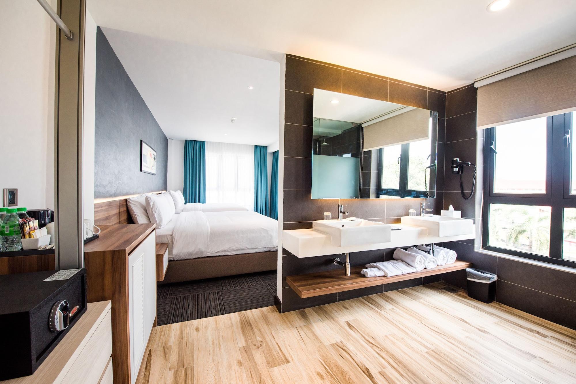 The Smith House Hotel Pantai Cenang  Buitenkant foto